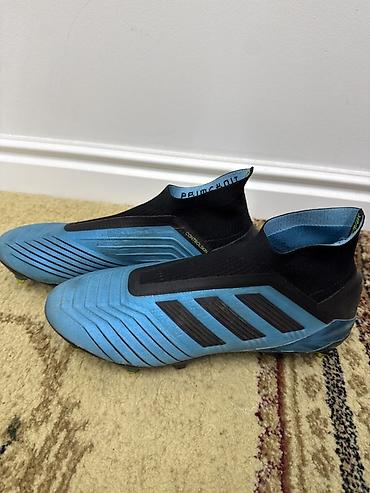 ловля рыбы: Футбольные бутсы adidas Predator (линейка Predator 18/19 без шнурков) — 1