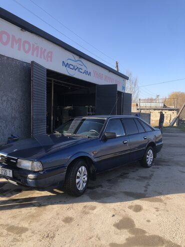 бус мазда: Mazda 626: 1986 г., 2 л, Механика, Бензин, Хэтчбэк