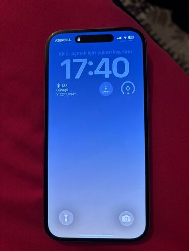 ayfon c: IPhone 16, 128 GB, Çəhrayı, Qırıq