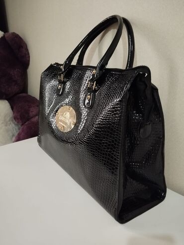 Çantalar: Sumka 50 30 sm təmiz deri alınıb 299 azn — 9