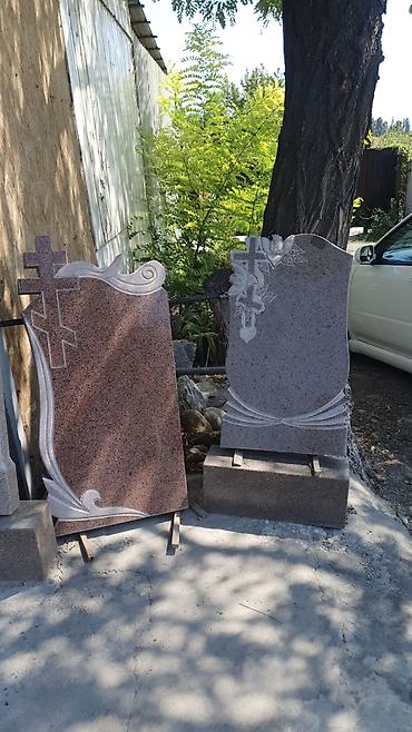 Ритуальные услуги: Изготовление крестов, Облицовка надгробий, Изготовление табличек | Металл, Мозаика, Габбро | Оформление — 16