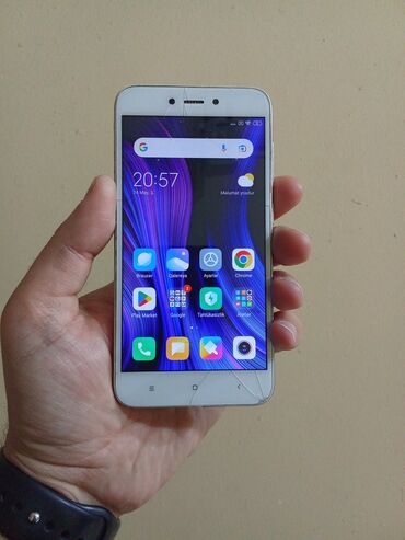 xiaomi telefonlari: Xiaomi Redmi 5A, 16 GB, rəng - Ağ, 
 İki sim kartlı