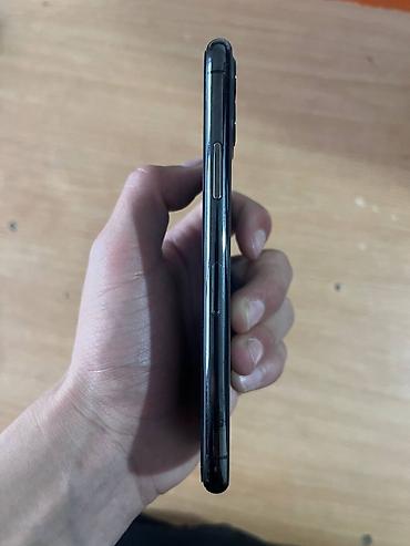 Apple iPhone: IPhone 11 Pro, Б/у, 64 ГБ, Space Gray, Чехол, 72 % — 3