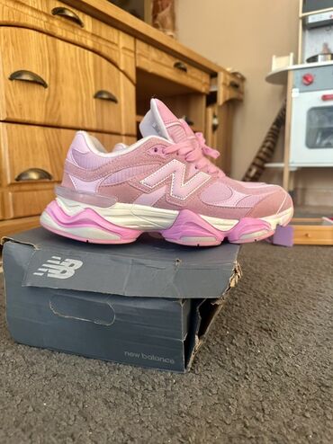 teddy kaput h: New Balance, 41.5, color - Pink