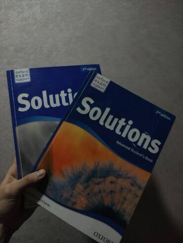 логопедические книги: Продам книжки Solutions Advanced, обе student's book и workbook