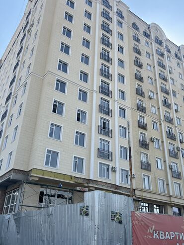 кварира керек: 3 бөлмө, 95 кв. м, Элитка, 9 кабат, ПСО (өзү оңдоп түзөтүп бүтүү үчүн)