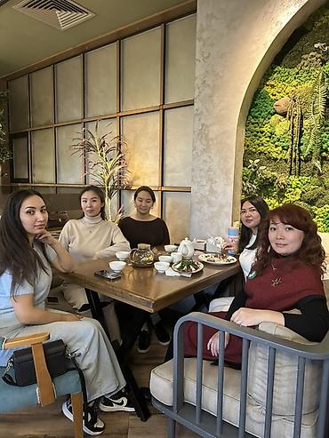 Продажа коттеджей и домов: Описание: - Размер ориентировочно для просторной гостиной/зала — 18