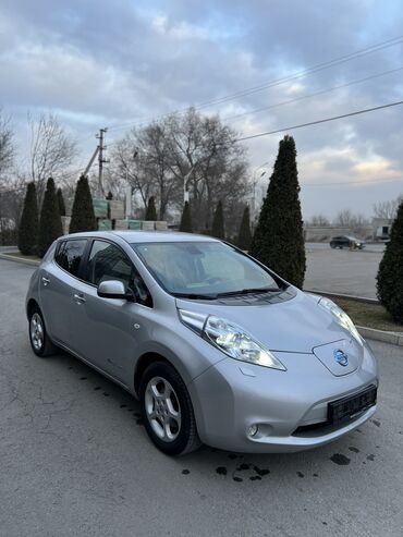 корейские авто: Nissan Leaf: 2013 г., 1 л, Вариатор, Электромобиль, Хэтчбэк