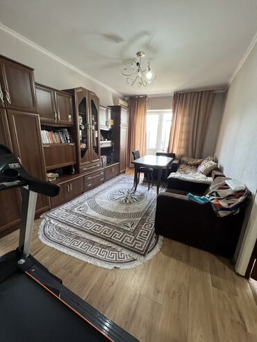 малосемейка квартиры: 3 комнаты, 55 м², Индивидуалка, 4 этаж