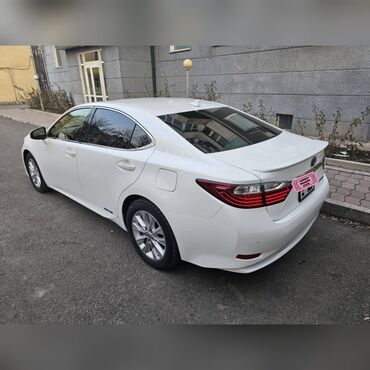 хайландер 2013: Lexus ES: 2013 г., 2.5 л, Вариатор, Гибрид, Седан