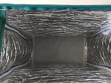 Ostali proizvodi za kuću: Rashladna torba Dimenzije  28 x 25 x 12 cm Ima dve pregrade, manju i — 11