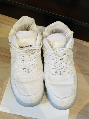 розовые кроссовки: Кроссовки Nike React (модель в стиле Air Force 1) - Цвет