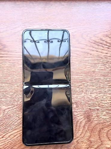 z flip 2: Samsung Galaxy Z Flip 5, rəng - Qara, Barmaq izi — 7