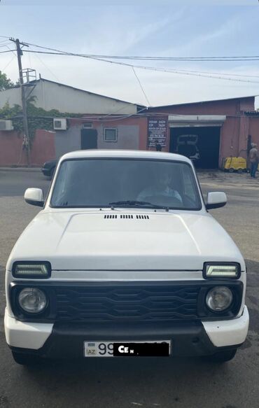 urban buferi: Ön, VAZ (LADA) niva, 2014 il, Orijinal, Rusiya, İşlənmiş