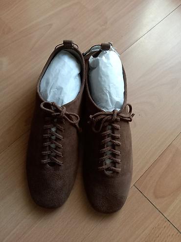 Ostale cipele: Ženske cipele RESERVED – braon antilop - Model: ravne vezane cipele — 1