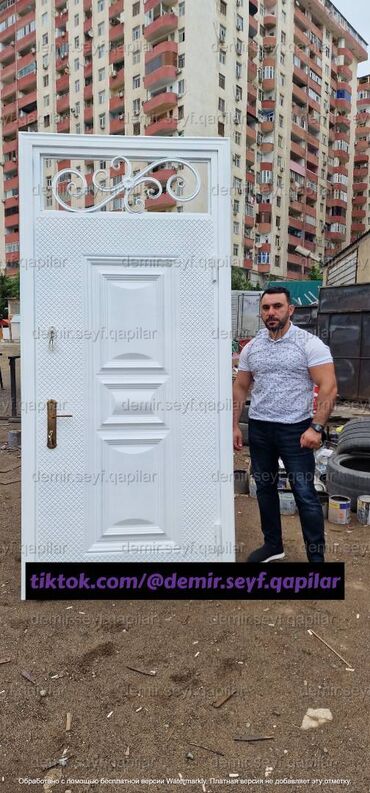 Giriş qapıları: Seyf qapılar Münasib qapılar Dəmir qapı Ev qapıları Çol qapısı -da lalafo.az — 25 Giriş qapıları: Seyf qapılar Münasib qapılar Dəmir qapı Ev qapıları Çol qapısı — 25
