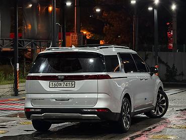 kia carnival 3: Kia Carnival: 2021 г., 2.2 л, Автомат, Дизель, Минивэн — 4
