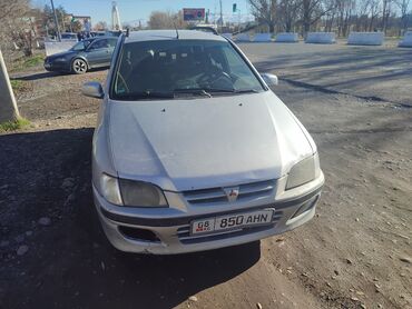 Mitsubishi: Mitsubishi Space Star: 2002 г., 1.6 л, Механика, Бензин, Минивэн