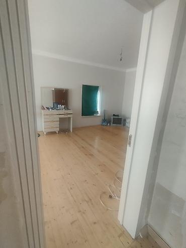 bine salxoz: Bine aticiligda kirayə verilir heyet evi her şerati var.qiymet 300 — 3