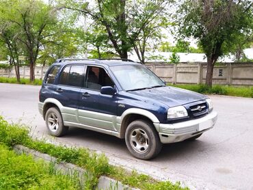 Suzuki: Suzuki Grand Vitara: 2000 г., 2.5 л, Автомат, Бензин, Внедорожник
