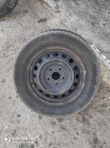 kotan tekeri: Disk R15 .Çatı sıvarkası yoxdur normal vəziyətdədir.Təkərləri zəifdir