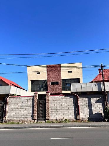 Здание, 350 м²
