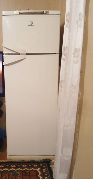 xaladenik: İşlənmiş 2 qapılı Indesit Soyuducu Satılır, rəng - Ağ