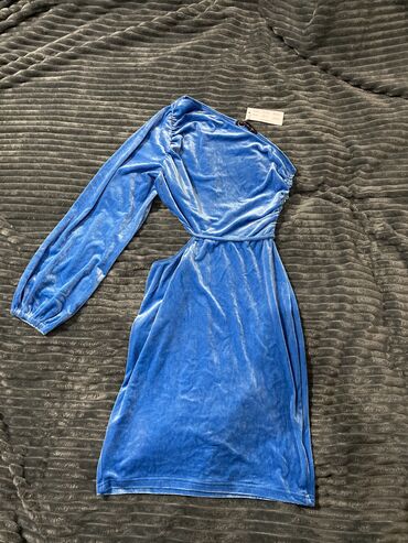 haljine za plazu new yorker: S (EU 36), M (EU 38), L (EU 40), bоја - Svetloplava, Drugi stil, Drugi tip rukava