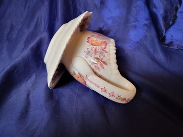 Činije: Sosijera nova Spode Engleska 70te. Sosijera,retka,skupa na lalafo.rs — 12 Činije: Sosijera nova Spode Engleska 70te. Sosijera,retka,skupa — 12