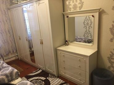 Uzunmüddətli kirayə evlər: 100 kv. m, 3 otaqlı — 2