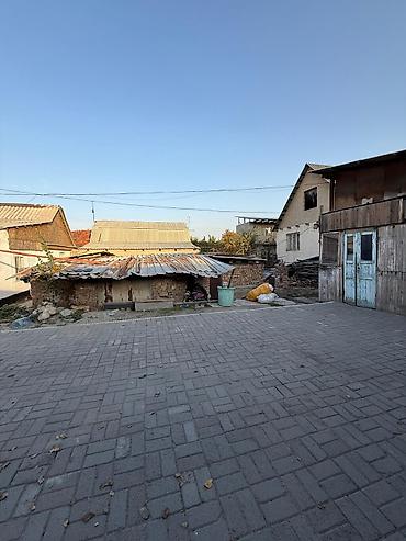 Продажа коттеджей и домов: 🏡 Продаётся угловой дом в Кызыл-Аскере ( 110000$) 🔹 Участок — 5 соток — 16