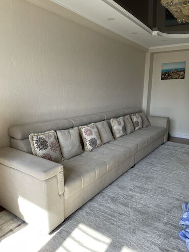 мякая мебель: Прямой диван, цвет - Бежевый, В рассрочку, Новый