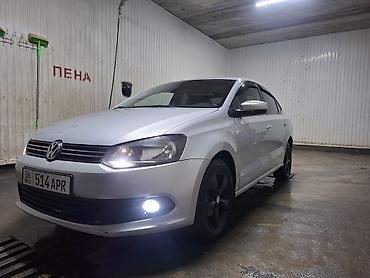 Volkswagen: Volkswagen Polo: 2014 г., Механика, Бензин, Седан — 2