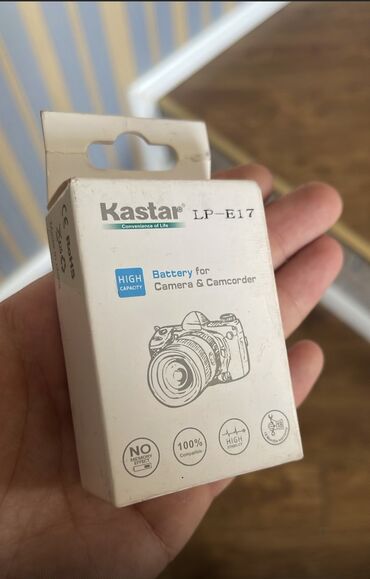 canon 250d qiymeti: RP kamera ucun baterka. Ojinal deyil ama yaxsı saxlayır ozumde