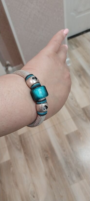 Bilərziklər: Bilərzik — 4