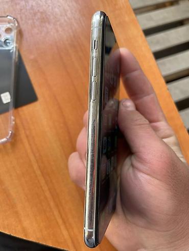Apple iPhone: IPhone 11 Pro Max, Серебристый, Чехол — 5