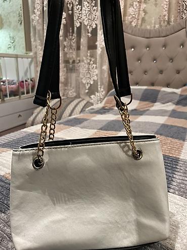 Çantalar: Çiyin çantası, Prada, İşlənmiş — 2