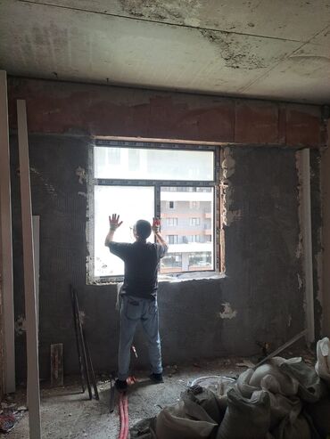 Пластиковые окна: 236.5x160 1 ədəd pəncərə 110x179 3 ədəd 1 aclandi 158x160 2 ədəd