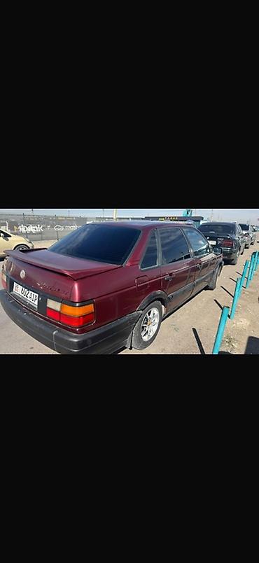 Продажа авто: Volkswagen Passat: 1993 г., Механика, Седан — 3