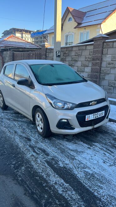 Chevrolet: Chevrolet Spark: 2017 г., 1 л, Автомат, Бензин, Хэтчбэк