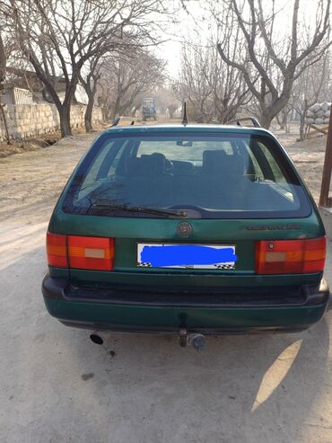 Volkswagen: Volkswagen Passat: 1995 г., 1.8 л, Механика, Бензин, Универсал