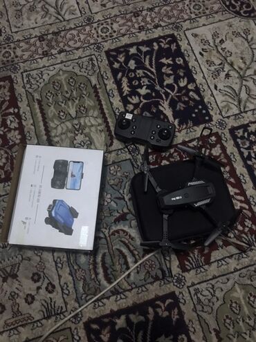 корпусы для компьютера: Квадрокоптер F11s Pro с пультом ДУ и кейсом Комплектация на фото: -