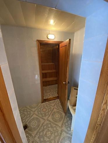 Долгосрочная аренда домов: 180 м², 6 комнат, Балкон застеклен, Бронированные двери, Видеонаблюдение — 20