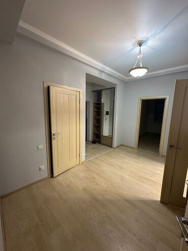 ищу квартиру киркомстром: 3 комнаты, 95 м², Элитка, 7 этаж, Дизайнерский ремонт