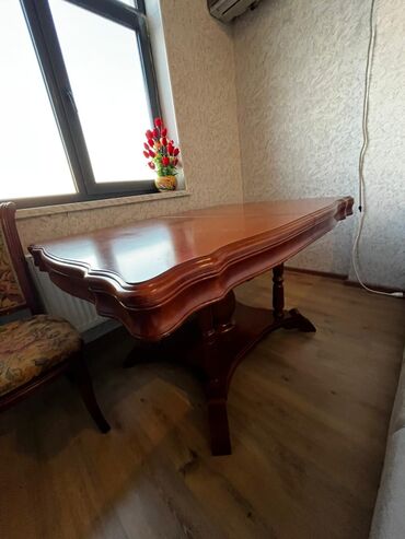 стул на колесиках: Qonaq otağı üçün, İşlənmiş, Açılan, Oval masa, 8 stul