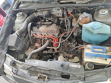 Унаа: Volkswagen Passat: 1994 г., 1.8 л, Кол менен иштөөчү, Бензин, Седан — 5