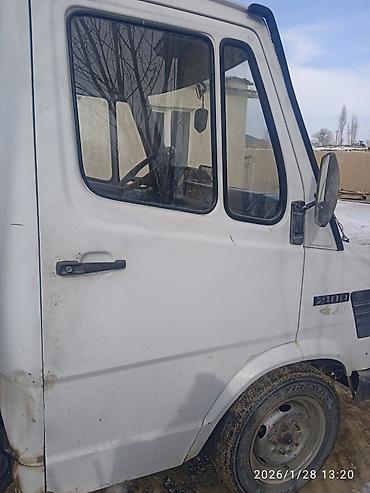 Грузовики: Грузовик, Mercedes-Benz, Стандарт, Б/у — 3