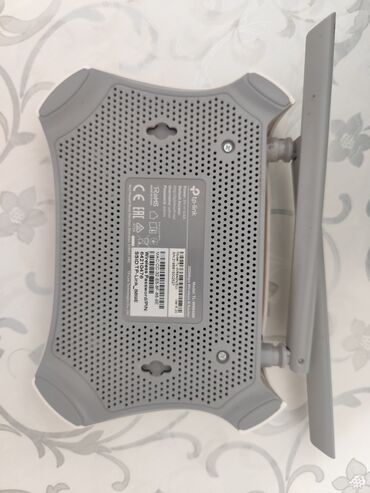 fi fa: TP-Link TL-WR840N simsiz N router - Standart: IEEE 802.11 b/g/n, 2.4