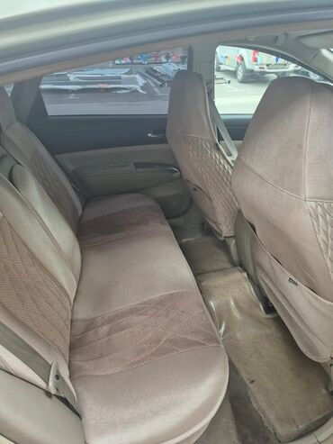 Toyota: Maşın 300 manat depozit günü 25 manat arendaya verilir idal vəzyətdədi -da lalafo.az — 8 Toyota: Maşın 300 manat depozit günü 25 manat arendaya verilir idal vəzyətdədi — 8