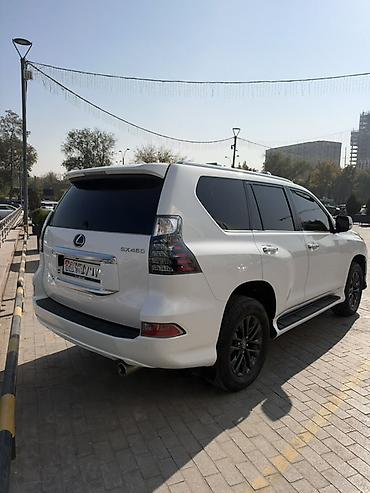 стекло на лексус: Lexus GX: 2022 г., 4.6 л, Автомат, Бензин, Внедорожник — 5